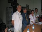 Accueil au coll�ge Tran van On par M. Minh, le Directeur et par Mme Ngoc Bich