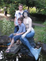 Cl�ment et Philippe en galante compagnie