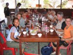 Premier repas au Cambodge, pr�s de Poipet