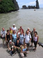 2 rochers, le p�re et le fils, � Ha Tien ( Le p�re s'est �croul� )