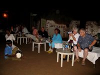 Spectacle traditionnel � Khouri. Qui dort dine ?